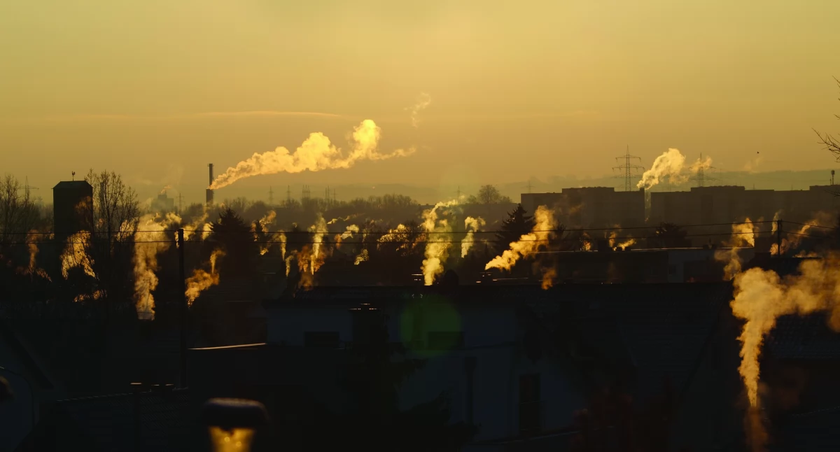 Zdrowie, Mazowsze przyspiesza walkę smogiem - zdjęcie, fotografia